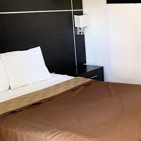Magnuson Hotel בריידנטון מראה חיצוני תמונה