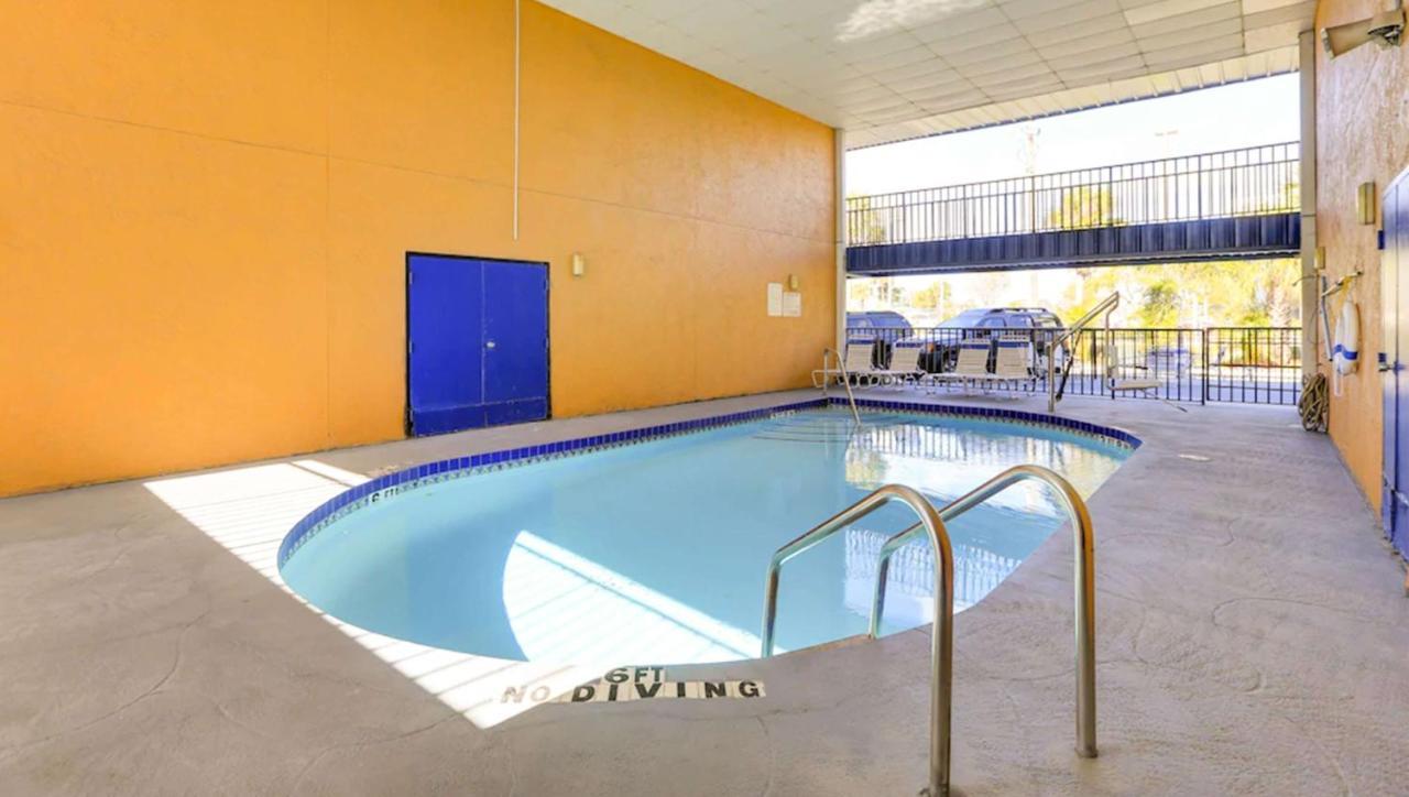 Magnuson Hotel בריידנטון מראה חיצוני תמונה