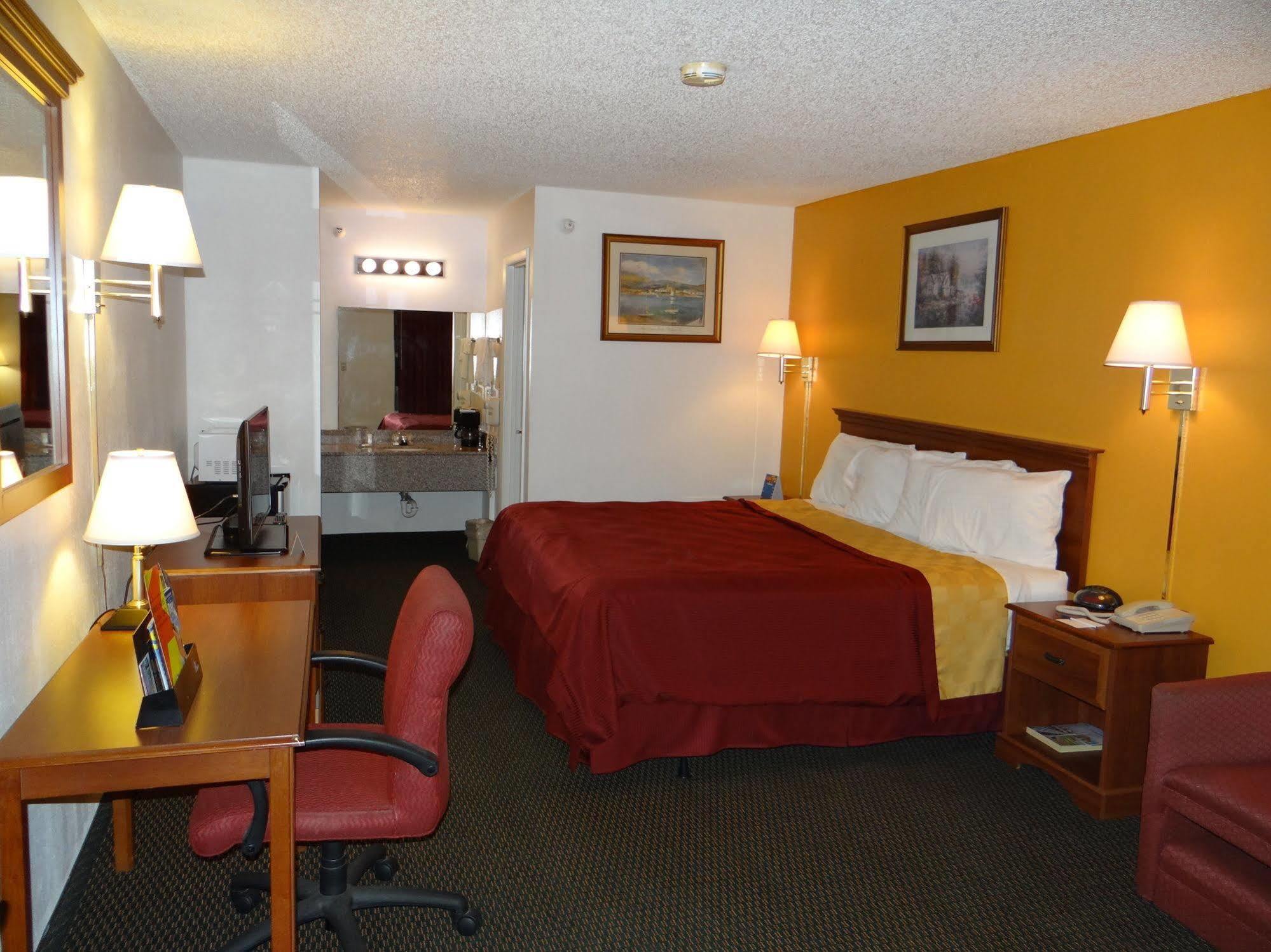 Magnuson Hotel בריידנטון מראה חיצוני תמונה