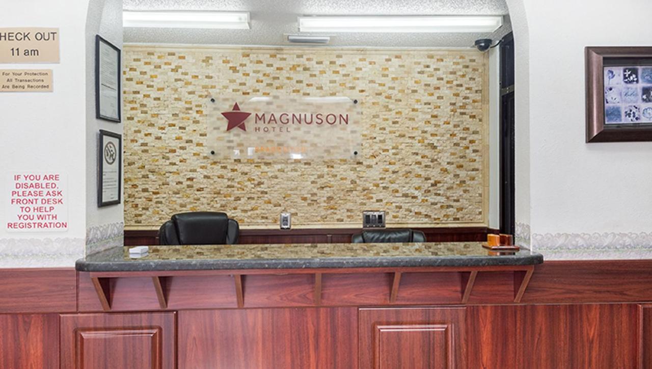 Magnuson Hotel בריידנטון מראה חיצוני תמונה